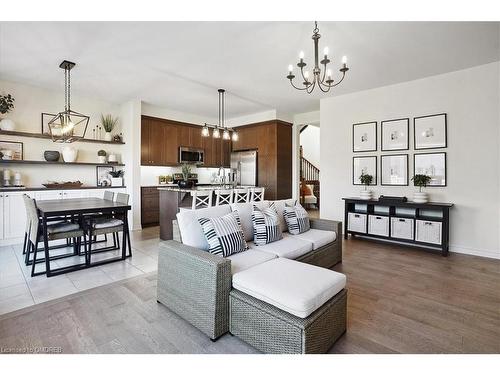 1429 Sycamore Garden, Milton, ON - Indoor Photo Showing Living Room