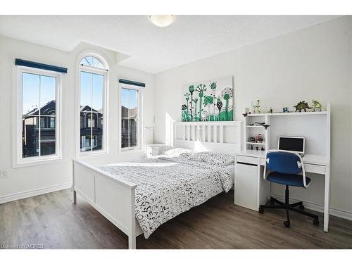 1429 Sycamore Garden, Milton, ON - Indoor Photo Showing Bedroom