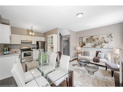 2320 Dalebrook Drive, Oakville, ON - Indoor