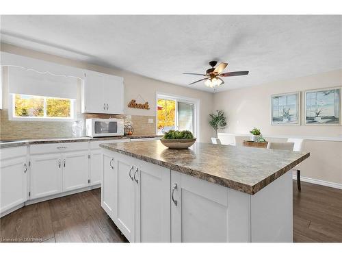 6 Davies Drive, Sauble Beach, ON - Indoor Photo Showing Kitchen