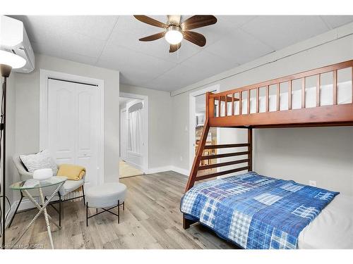 6 Davies Drive, Sauble Beach, ON - Indoor Photo Showing Bedroom