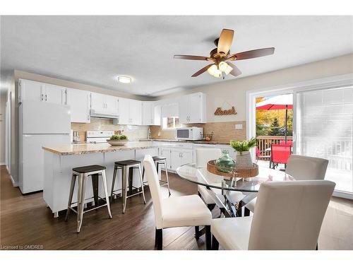 6 Davies Drive, Sauble Beach, ON - Indoor Photo Showing Dining Room