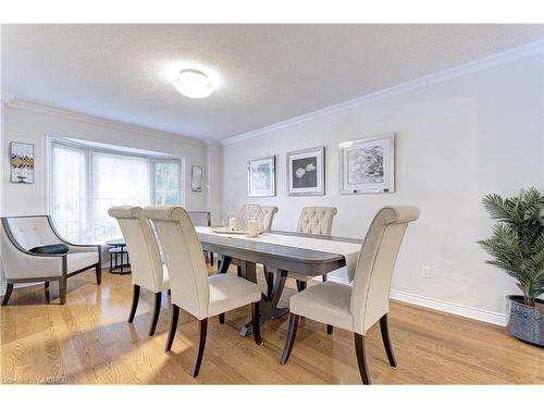 2116 Munn'S Avenue, Oakville, ON - Indoor Photo Showing Dining Room