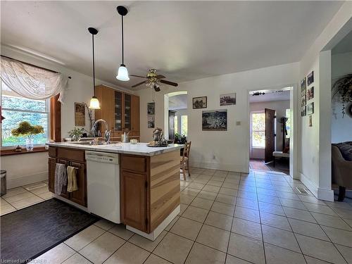 1650 6Th Con Rd W Road, Branchton, ON - Indoor Photo Showing Kitchen With Double Sink