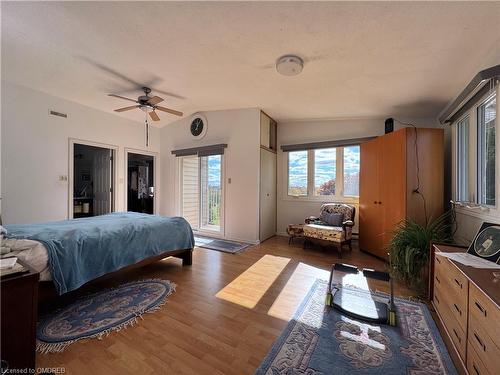 1650 6Th Con Rd W Road, Branchton, ON - Indoor Photo Showing Bedroom