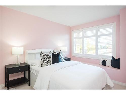 687 Irving Terrace, Milton, ON - Indoor Photo Showing Bedroom