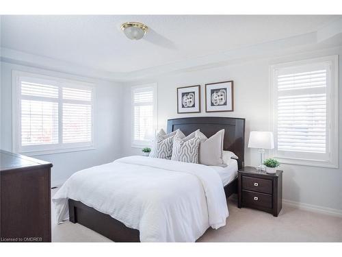 687 Irving Terrace, Milton, ON - Indoor Photo Showing Bedroom