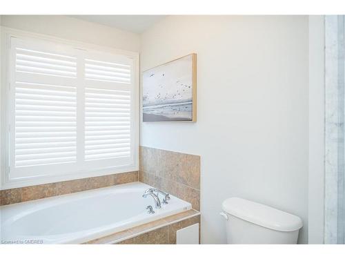 687 Irving Terrace, Milton, ON - Indoor Photo Showing Bathroom