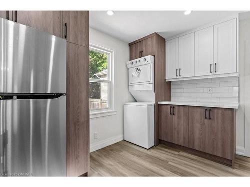 217 York Street, St. Catharines, ON - Indoor Photo Showing Laundry Room