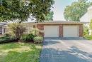 211 Leaside Drive, Welland, ON  - Outdoor 