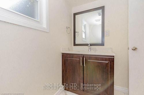 211 Leaside Drive, Welland, ON - Indoor Photo Showing Bathroom