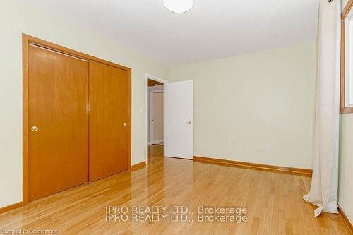 211 Leaside Drive, Welland, ON - Indoor Photo Showing Other Room