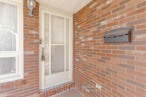 211 Leaside Drive, Welland, ON - Outdoor With Exterior