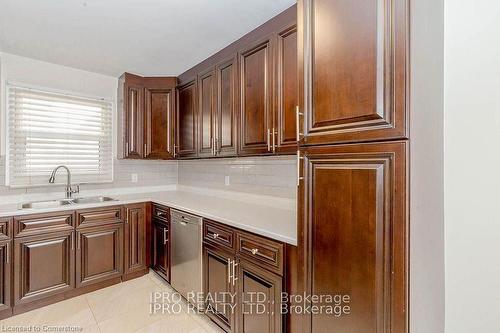 211 Leaside Drive, Welland, ON - Indoor Photo Showing Kitchen With Double Sink