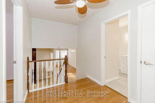 211 Leaside Drive, Welland, ON - Indoor Photo Showing Other Room