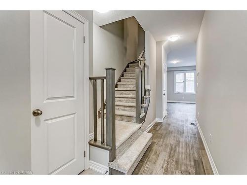 24 Foothills Lane, Stoney Creek, ON - Indoor Photo Showing Other Room