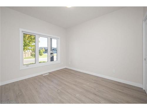 53 Waterthrush Lane, Simcoe, ON - Indoor Photo Showing Other Room