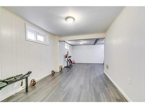 743 Mullin Way, Burlington, ON - Indoor Photo Showing Other Room