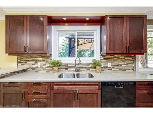 14360 Sixth Line, Halton Hills, ON - Indoor Photo Showing Kitchen With Double Sink