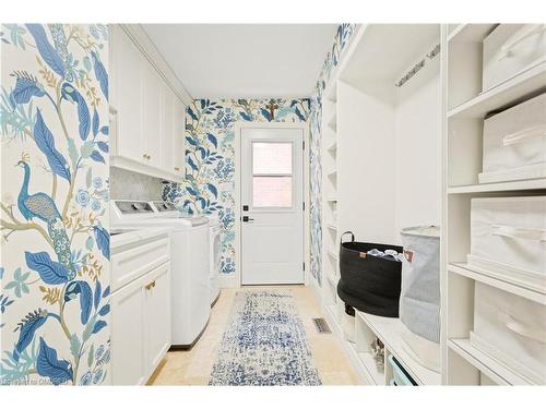 659 Deervalley Road, Ancaster, ON - Indoor Photo Showing Laundry Room