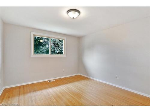 66 Victor Boulevard, Hamilton, ON - Indoor Photo Showing Other Room