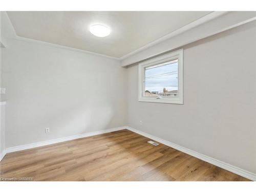 66 Victor Boulevard, Hamilton, ON - Indoor Photo Showing Other Room