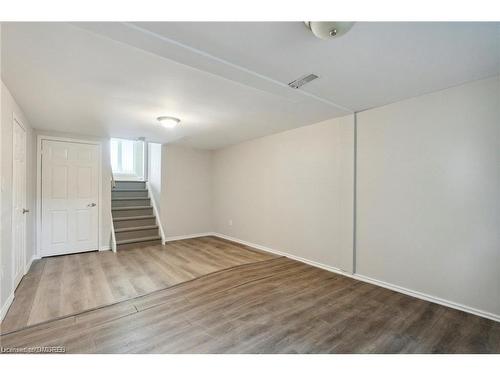 66 Victor Boulevard, Hamilton, ON - Indoor Photo Showing Other Room