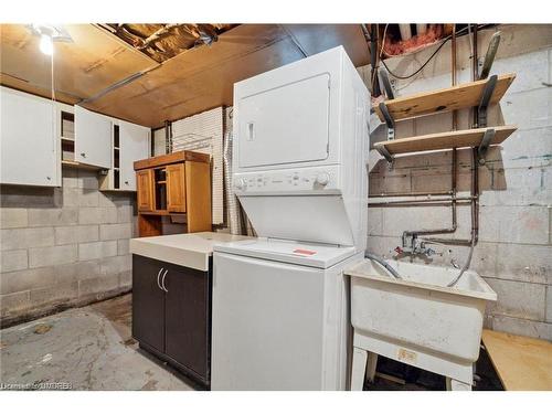 66 Victor Boulevard, Hamilton, ON - Indoor Photo Showing Laundry Room