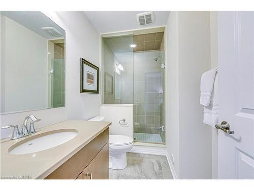 3059 Mistletoe Gardens, Oakville, ON - Indoor Photo Showing Bathroom