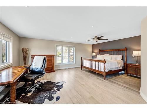 11 Rayne Avenue, Oakville, ON - Indoor Photo Showing Bedroom