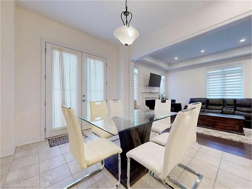 39 Trail Rider Drive, Brampton, ON - Indoor Photo Showing Dining Room