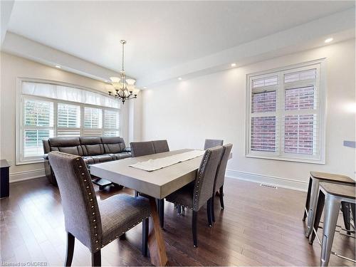 39 Trail Rider Drive, Brampton, ON - Indoor Photo Showing Dining Room