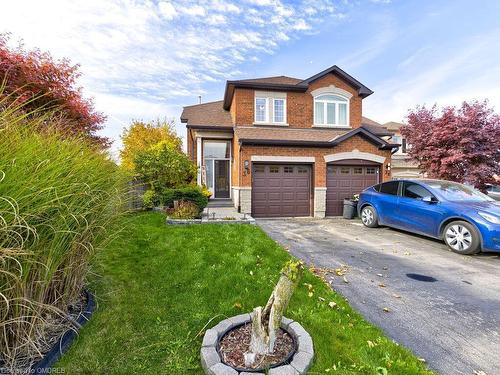 36 Kildonan Crescent, Waterdown, ON - Outdoor With Facade