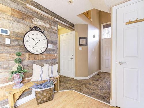 36 Kildonan Crescent, Waterdown, ON - Indoor Photo Showing Other Room