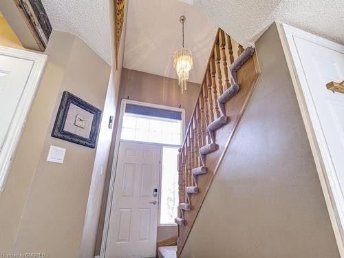 36 Kildonan Crescent, Waterdown, ON - Indoor Photo Showing Other Room