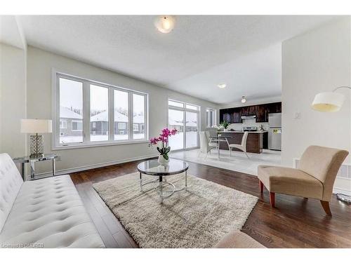 15 Simona Avenue, Wasaga Beach, ON - Indoor Photo Showing Living Room