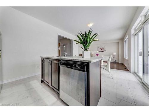 15 Simona Avenue, Wasaga Beach, ON - Indoor Photo Showing Kitchen