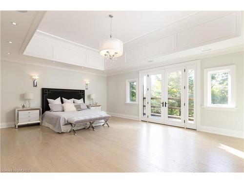 128 Balsam Drive, Oakville, ON - Indoor Photo Showing Bedroom