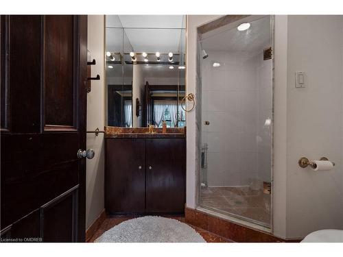 2625 Hammond Road, Mississauga, ON - Indoor Photo Showing Bathroom