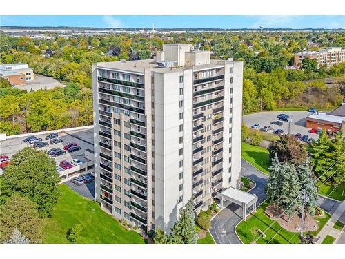 1202-81 Millside Drive, Milton, ON - Outdoor