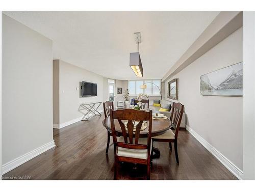 1202-81 Millside Drive, Milton, ON - Indoor Photo Showing Dining Room