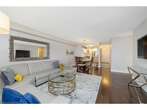 1202-81 Millside Drive, Milton, ON - Indoor Photo Showing Living Room