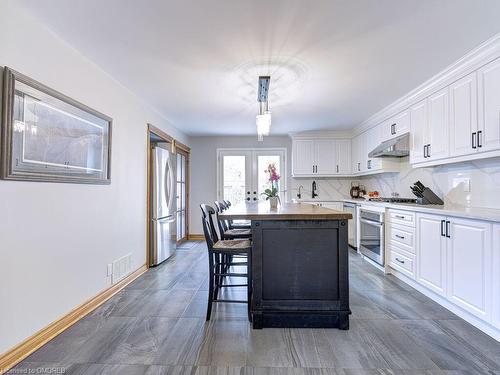 27 King Street, Milton, ON - Indoor Photo Showing Kitchen