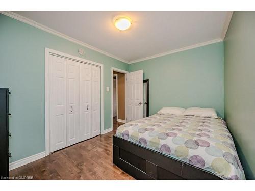 1298 Napier Crescent, Oakville, ON - Indoor Photo Showing Bedroom