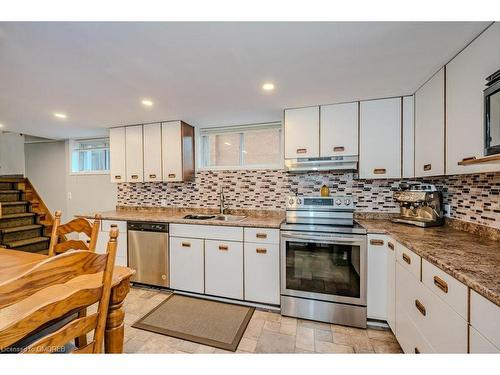 1298 Napier Crescent, Oakville, ON - Indoor Photo Showing Kitchen With Double Sink