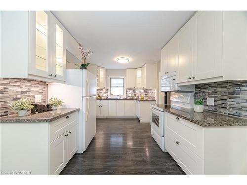 29 Princess Street, St. Catharines, ON - Indoor Photo Showing Kitchen With Upgraded Kitchen