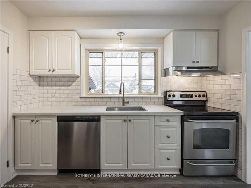 Upper-1063 Bedford Avenue, Burlington, ON - Indoor Photo Showing Kitchen With Stainless Steel Kitchen With Upgraded Kitchen