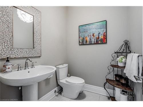 184 Dorval Drive, Oakville, ON - Indoor Photo Showing Bathroom