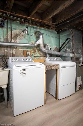 49 Fairleigh Avenue S, Hamilton, ON - Indoor Photo Showing Laundry Room