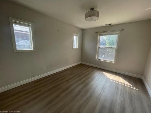 49 Fairleigh Avenue S, Hamilton, ON - Indoor Photo Showing Other Room